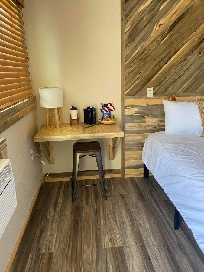 Horseshoe Bend Motel Lovell Екстер'єр фото