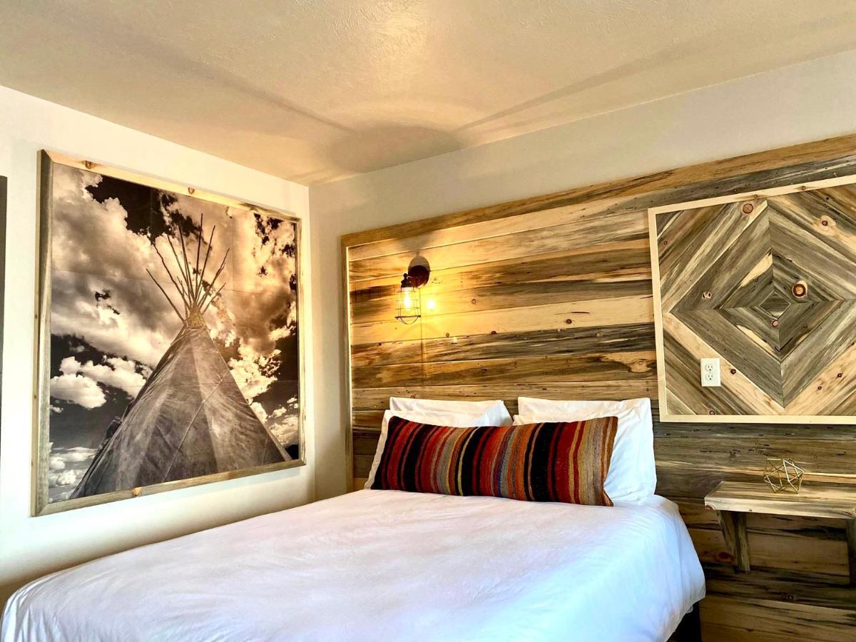 Horseshoe Bend Motel Lovell Екстер'єр фото